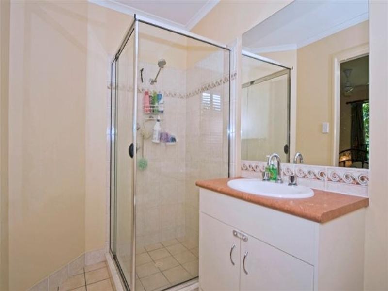 13 Catchlove Street, Maudsland QLD 4210