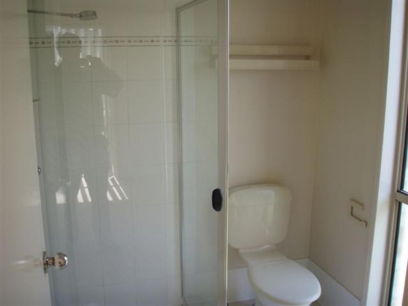 2/15 Sandhurst Crescent, Upper Coomera QLD 4209