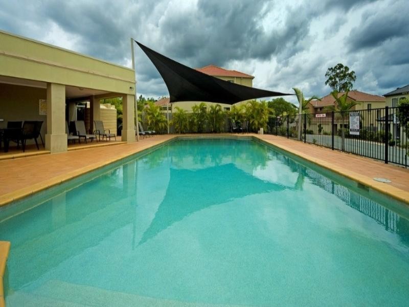 61/74 Universal Drive, Pacific Pines QLD 4211