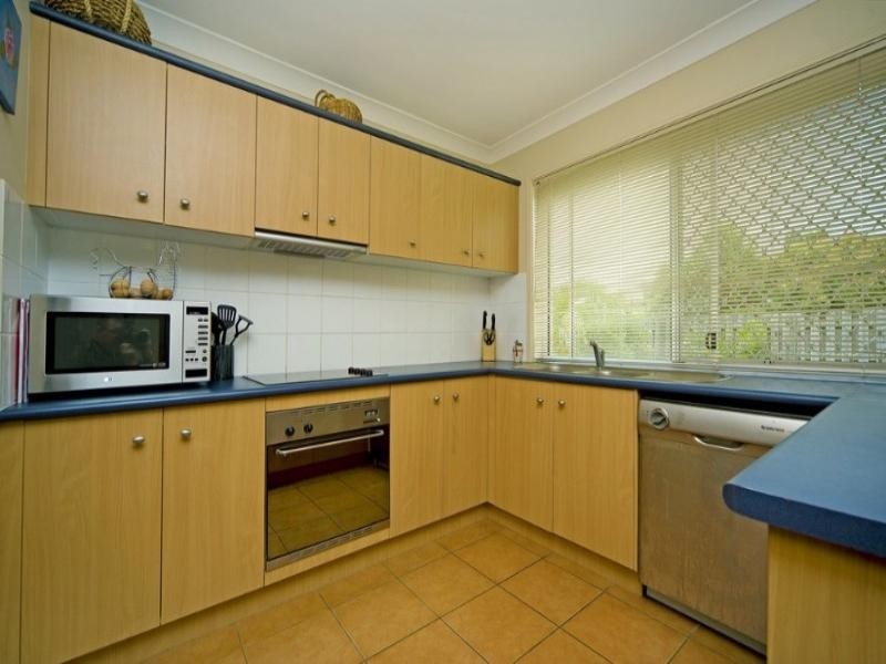 61/74 Universal Drive, Pacific Pines QLD 4211