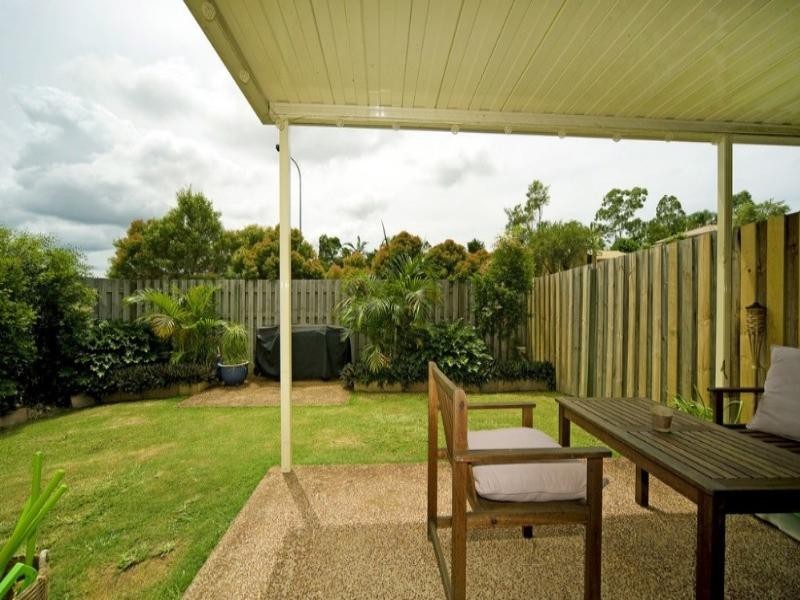 61/74 Universal Drive, Pacific Pines QLD 4211