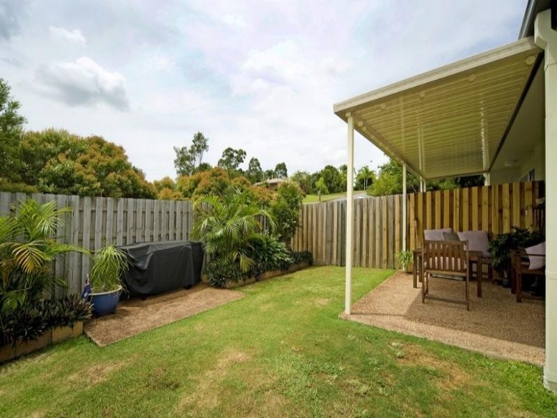 61/74 Universal Drive, Pacific Pines QLD 4211