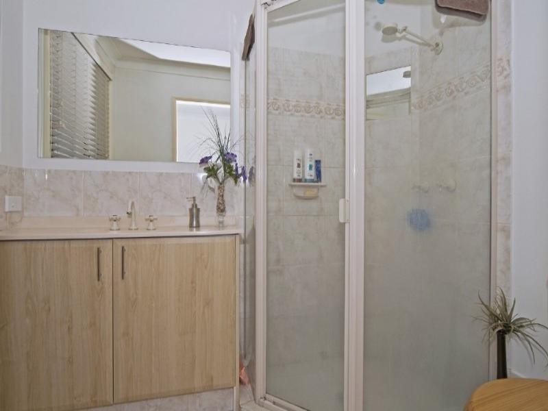 15 Bellona Court, Pacific Pines QLD 4211