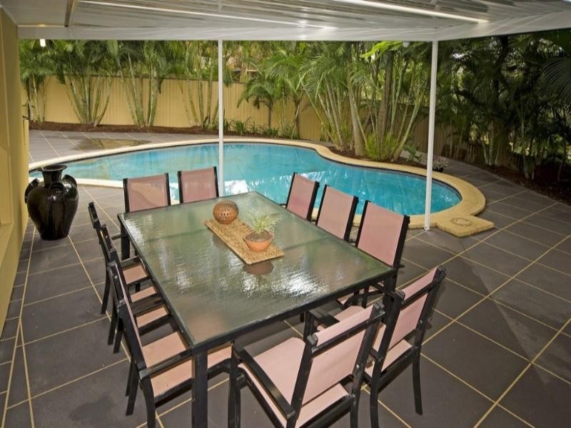 25 Mullewa Crescent, Helensvale QLD 4212