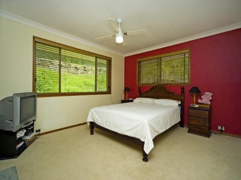 25 Mullewa Crescent, Helensvale QLD 4212