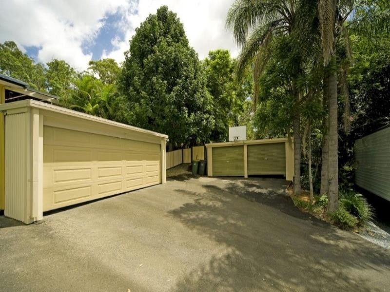 25 Mullewa Crescent, Helensvale QLD 4212