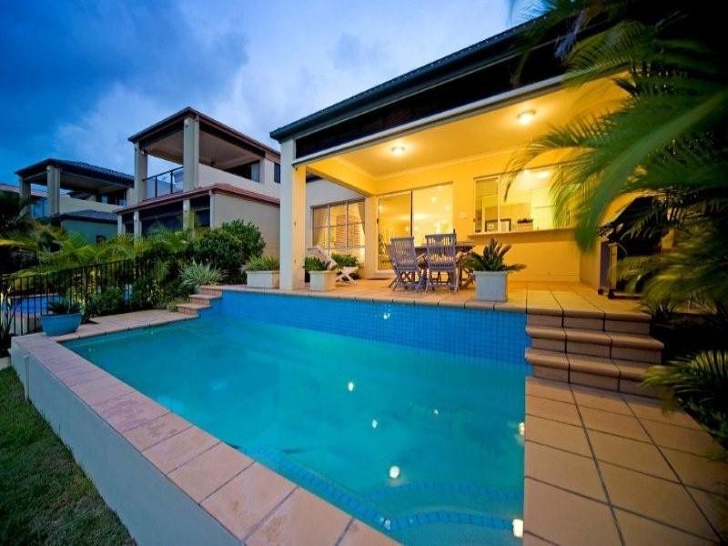 510 Oyster Cove Promenade, Helensvale QLD 4212