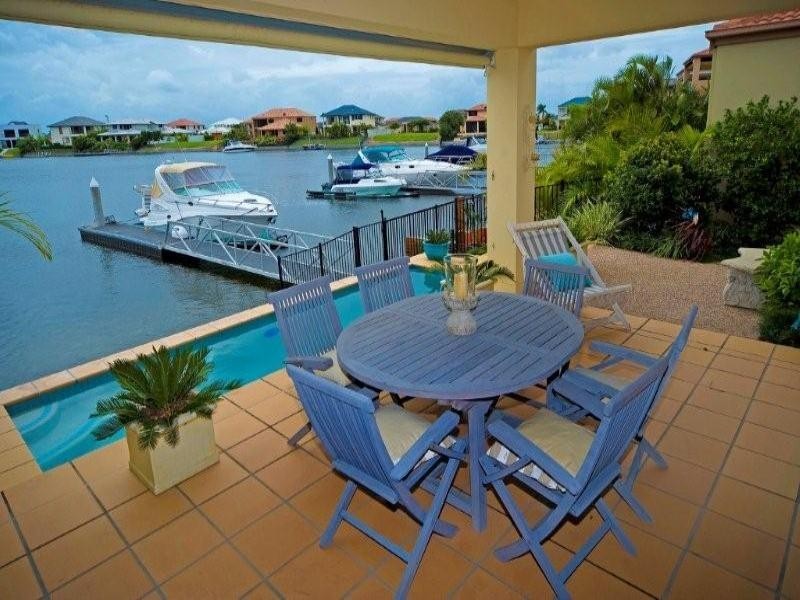 510 Oyster Cove Promenade, Helensvale QLD 4212