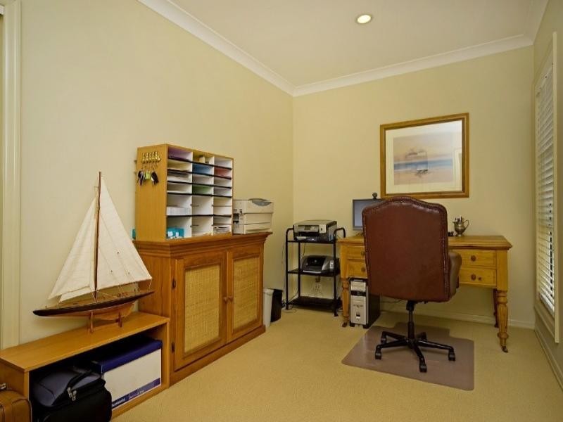 510 Oyster Cove Promenade, Helensvale QLD 4212