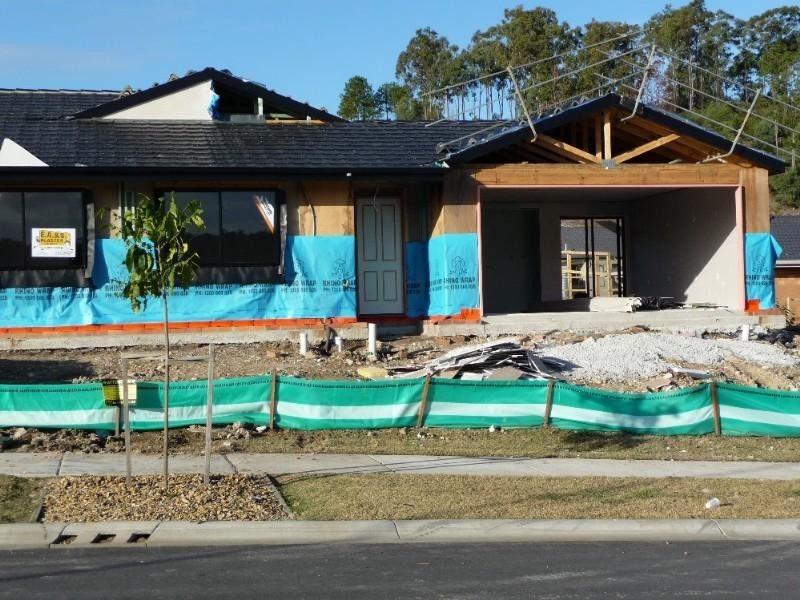 2/lot 594 Gascoyne Street, Pacific Pines QLD 4211