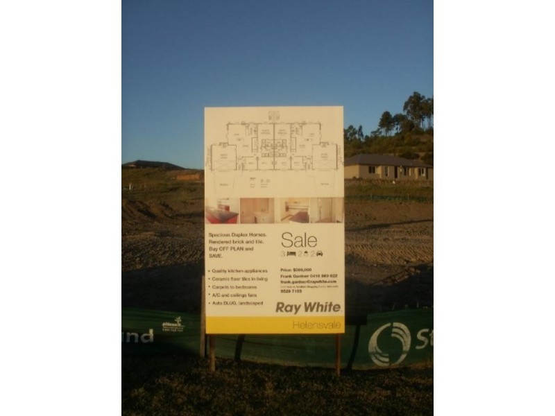 2/lot 594 Gascoyne Street, Pacific Pines QLD 4211