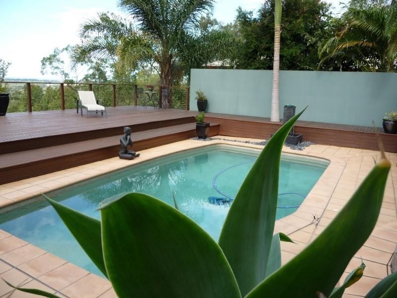 53 Highvale Drive, Helensvale QLD 4212