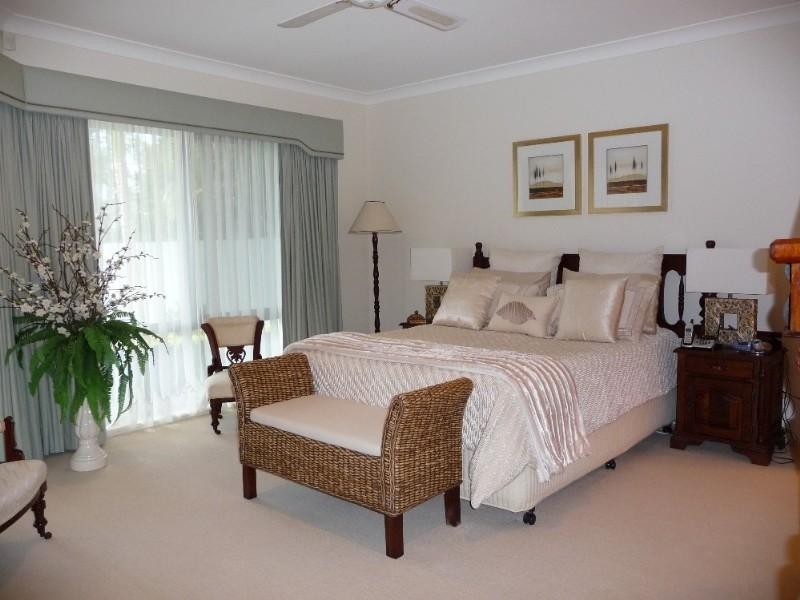 53 Highvale Drive, Helensvale QLD 4212