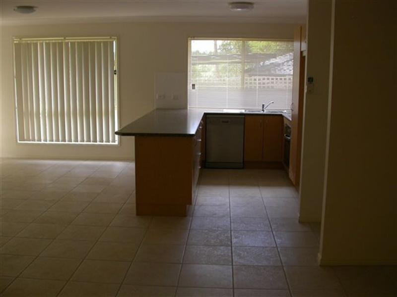 Pacific Pines QLD 4211