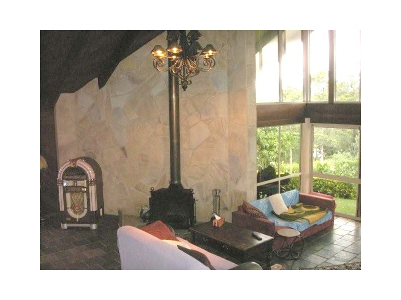 5 Holyrood Road, Maudsland QLD 4210