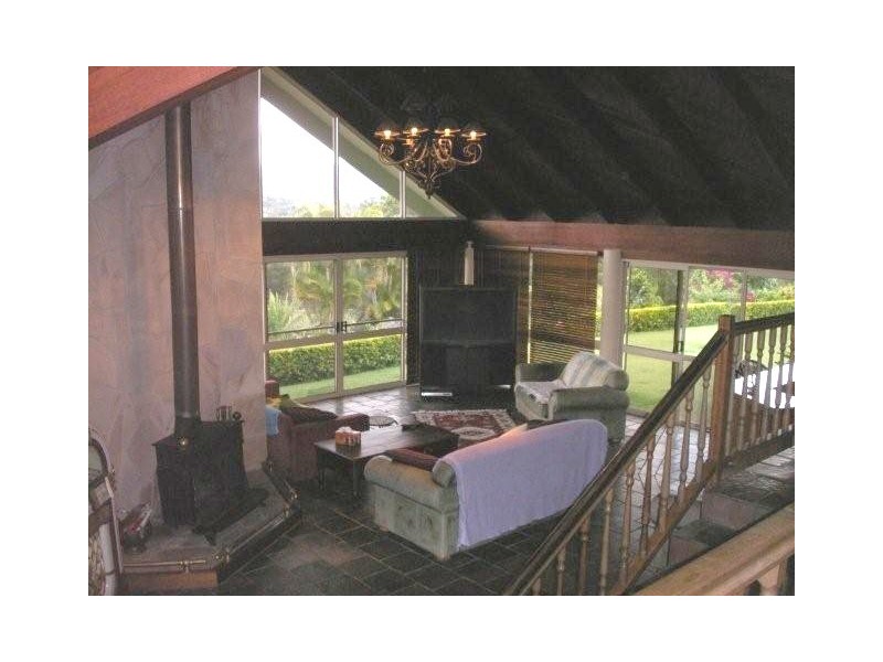 5 Holyrood Road, Maudsland QLD 4210