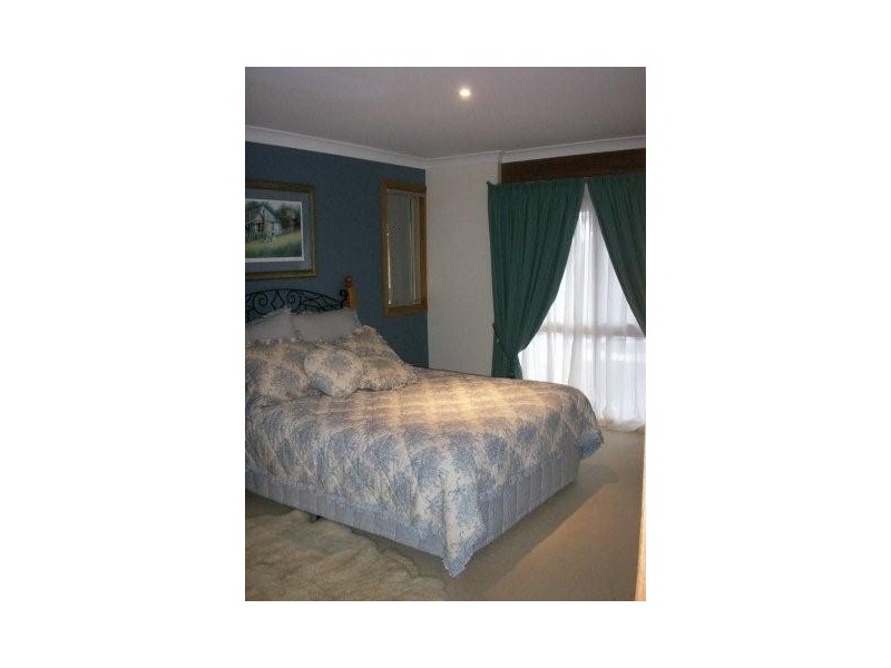 5 Holyrood Road, Maudsland QLD 4210