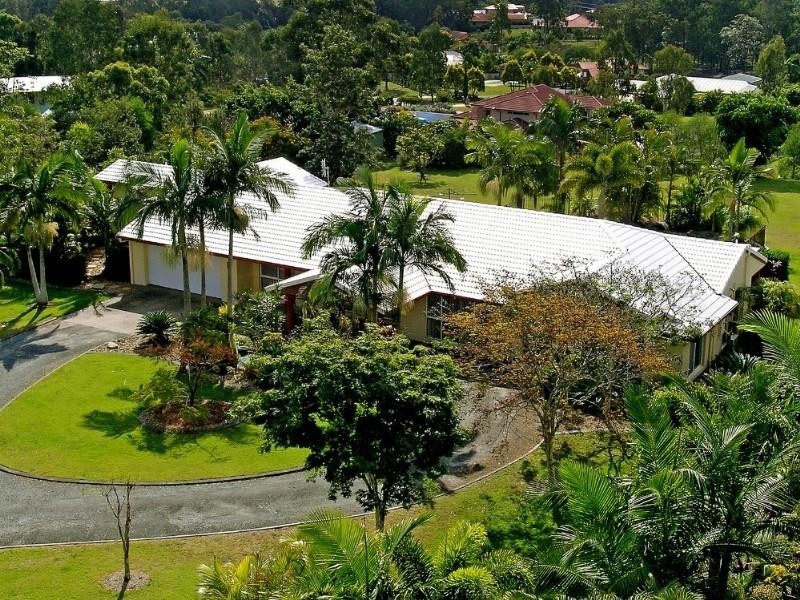 39 Rivertree Avenue, Helensvale QLD 4212