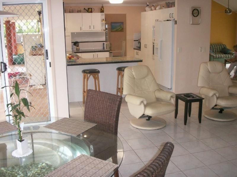 39 Rivertree Avenue, Helensvale QLD 4212