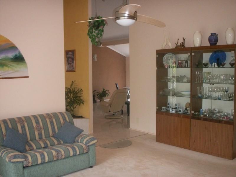 39 Rivertree Avenue, Helensvale QLD 4212