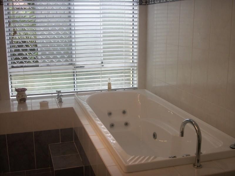 39 Rivertree Avenue, Helensvale QLD 4212