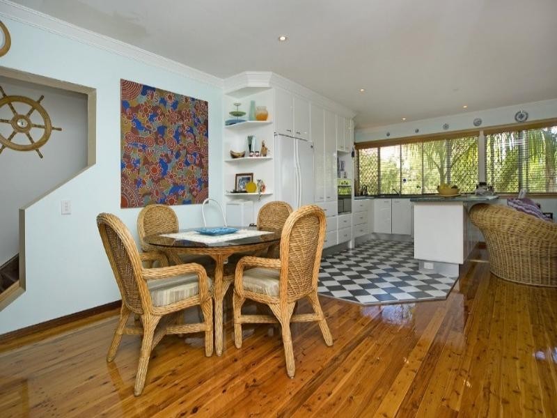 22 Saltash Street, Labrador QLD 4215