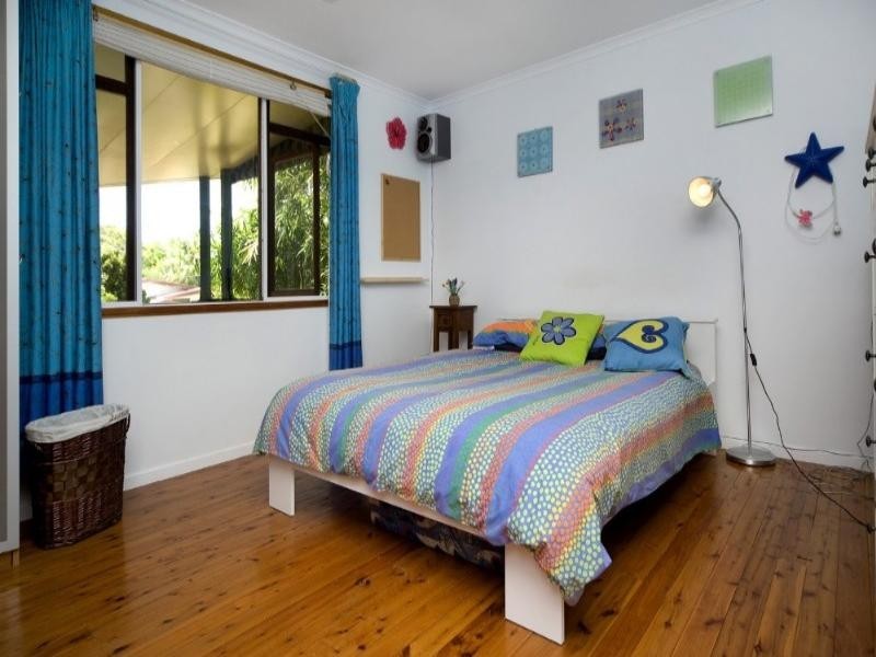 22 Saltash Street, Labrador QLD 4215