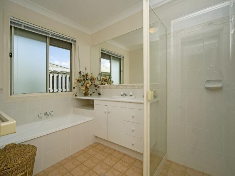 40 Audrey Avenue, Helensvale QLD 4212