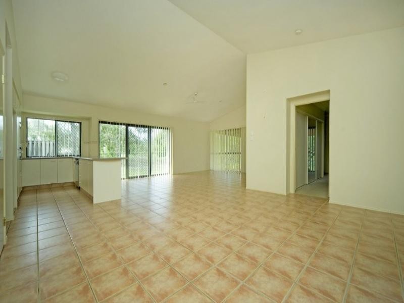 20 Wandilla Drive, Helensvale QLD 4212