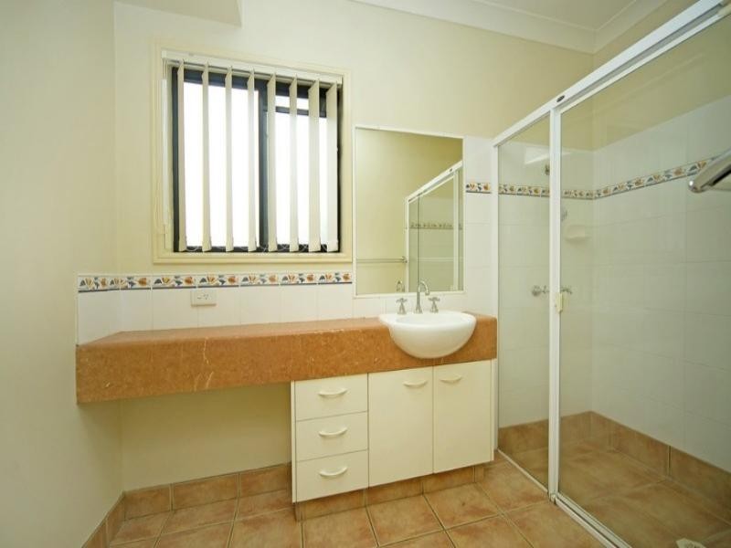 20 Wandilla Drive, Helensvale QLD 4212