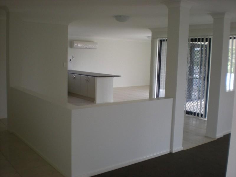 Pacific Pines QLD 4211