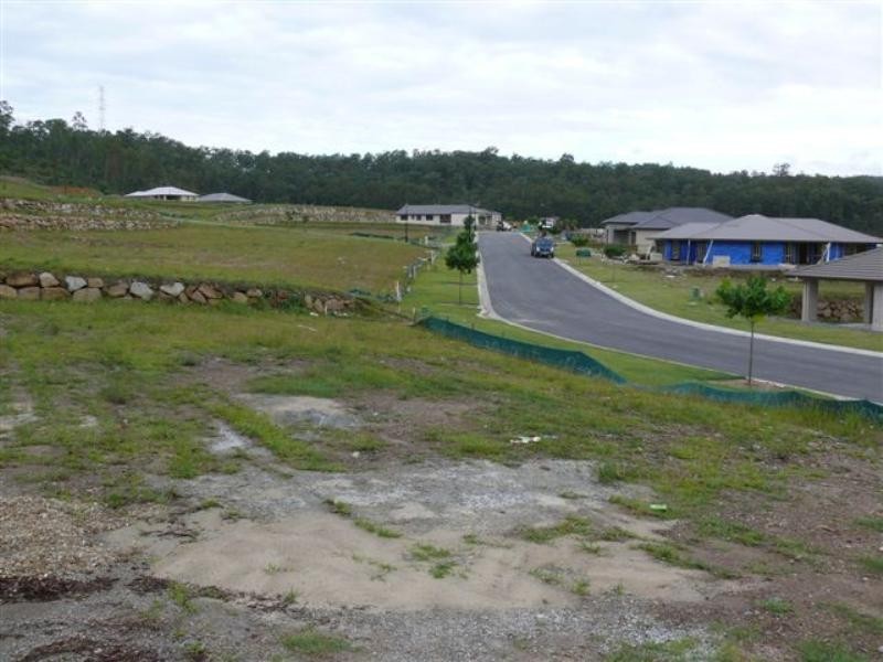 23 Hawkesbury Avenue, Pacific Pines QLD 4211