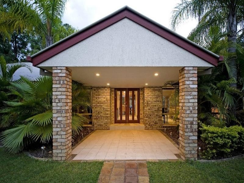 27 Warrego Way, Helensvale QLD 4212