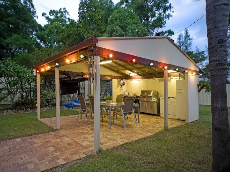 27 Warrego Way, Helensvale QLD 4212