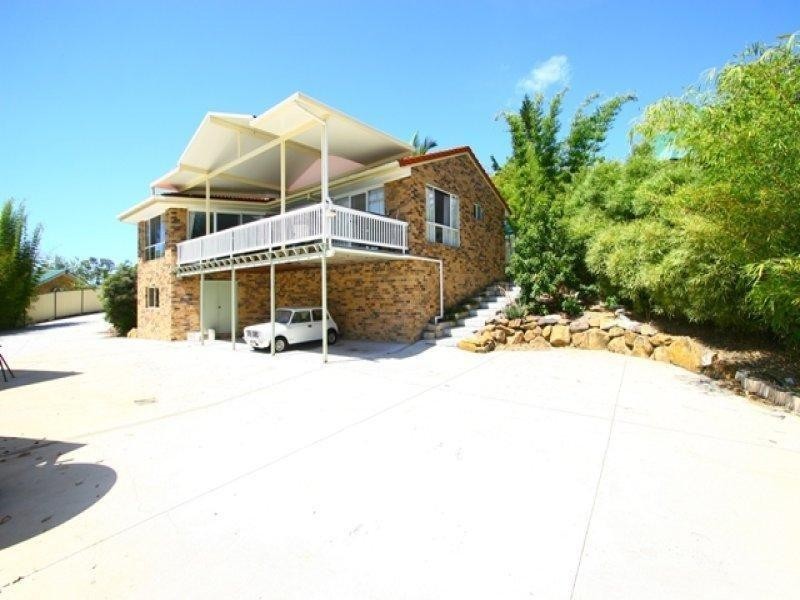9 Wimbledon Way, Oxenford QLD 4210