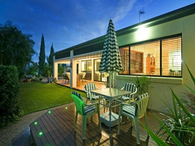555 Oyster Cove Promenade, Helensvale QLD 4212