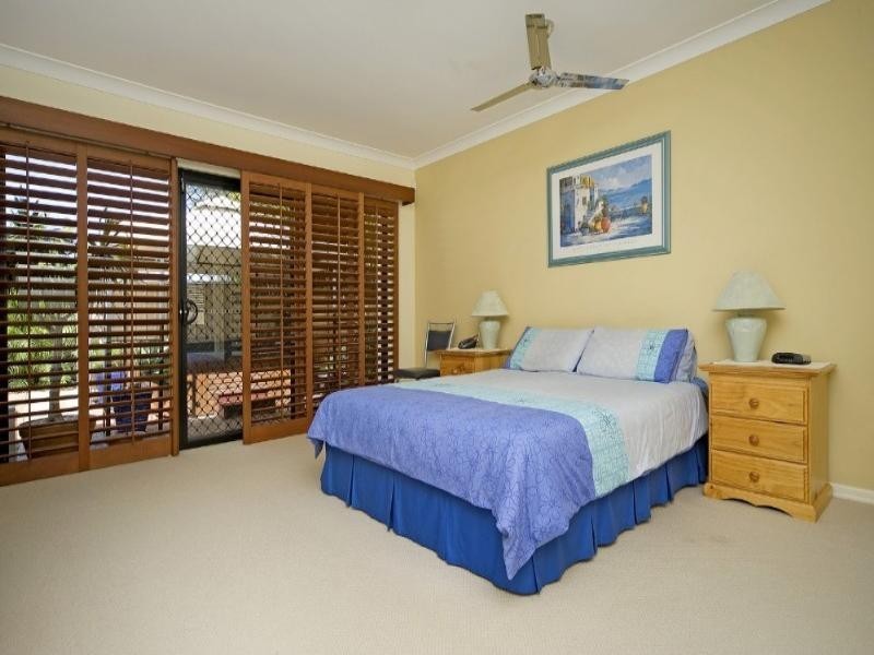 555 Oyster Cove Promenade, Helensvale QLD 4212