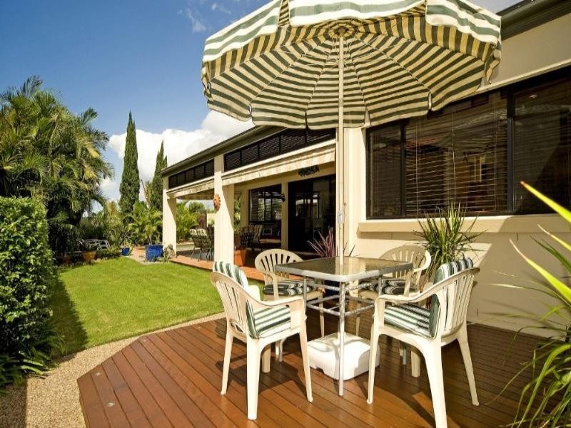 555 Oyster Cove Promenade, Helensvale QLD 4212