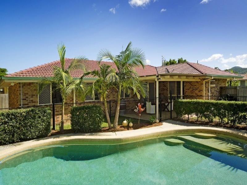 2 Roseapple Circuit, Oxenford QLD 4210