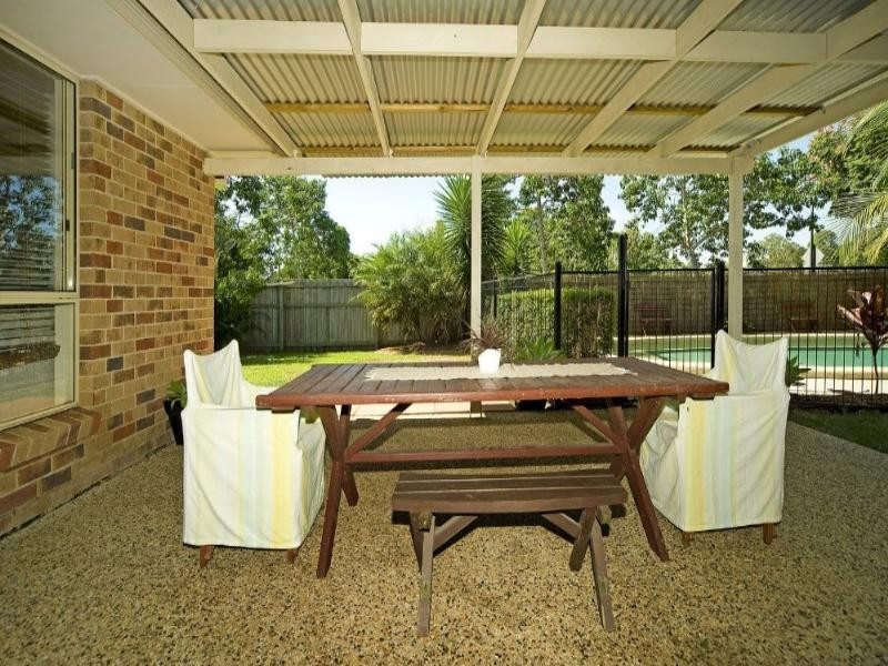 2 Roseapple Circuit, Oxenford QLD 4210