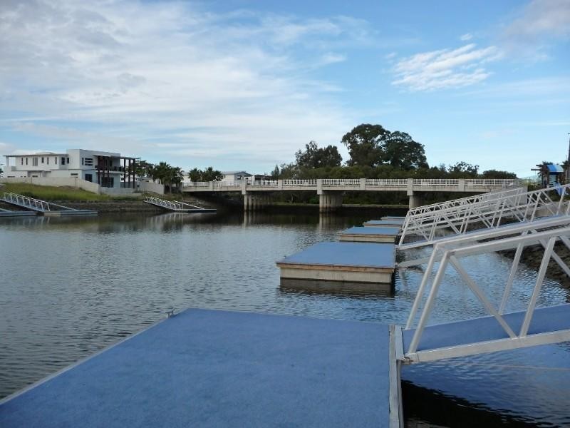 40 Riverlinks Boulevard, Helensvale QLD 4212