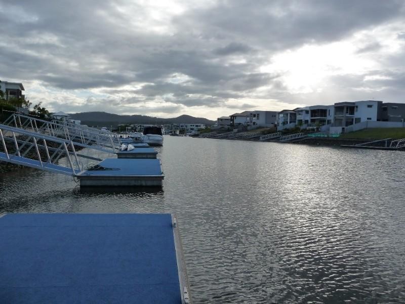 40 Riverlinks Boulevard, Helensvale QLD 4212