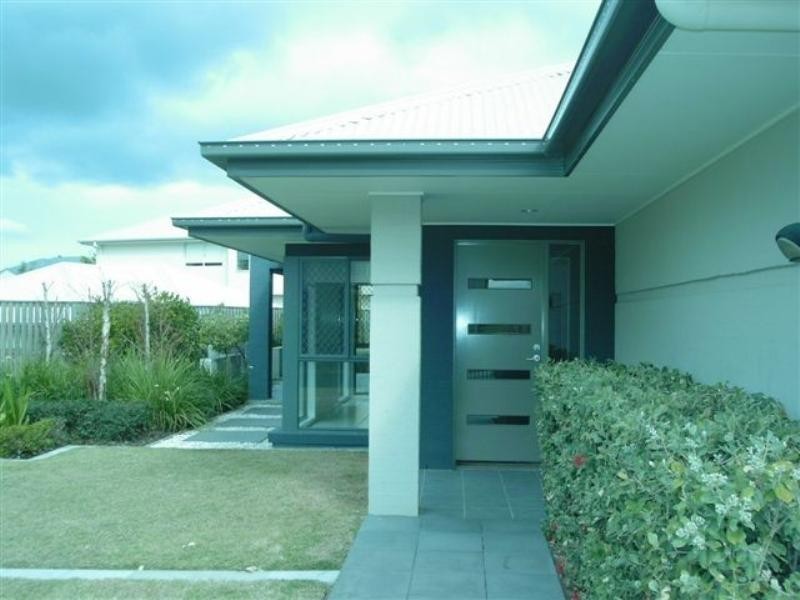 Pacific Pines QLD 4211