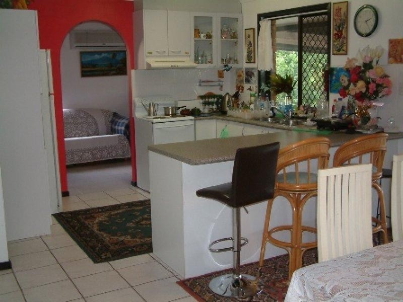 16 Bairnsdale Court, Helensvale QLD 4212