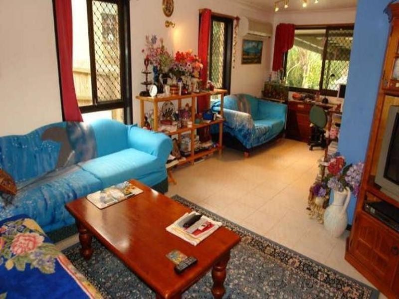 16 Bairnsdale Court, Helensvale QLD 4212