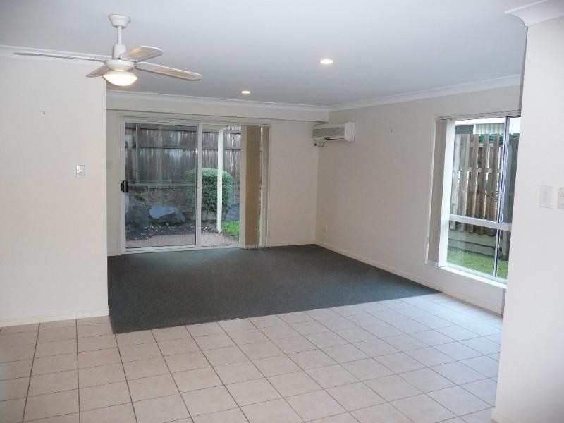 16/8A Clydesdale Drive, Upper Coomera QLD 4209