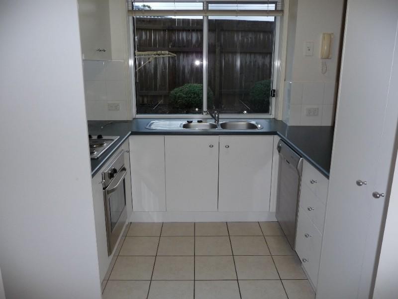 16/8A Clydesdale Drive, Upper Coomera QLD 4209