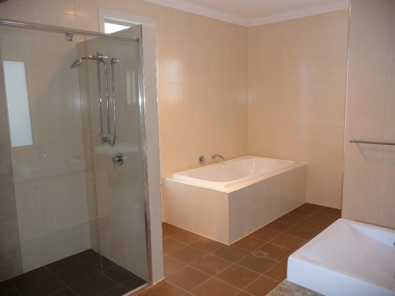 46 Coomera Court, Helensvale QLD 4212