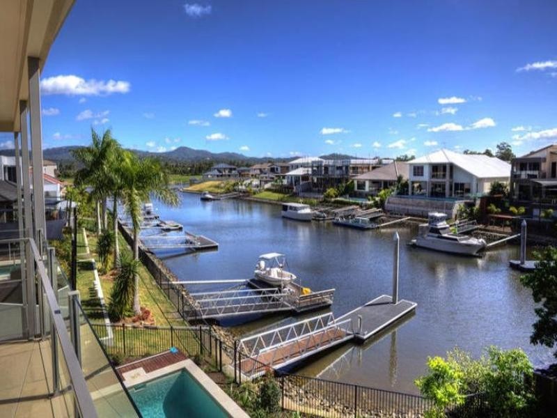 46 Coomera Court, Helensvale QLD 4212