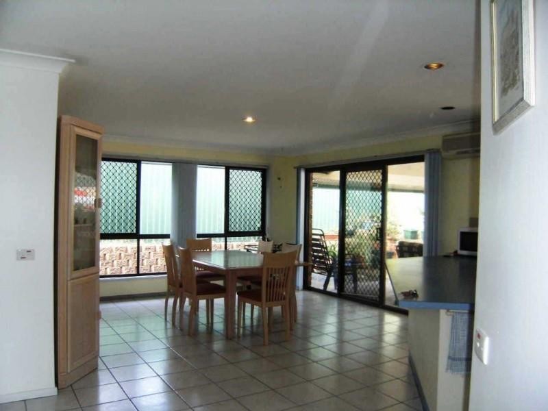 54 Clubhouse Drive, Arundel QLD 4214